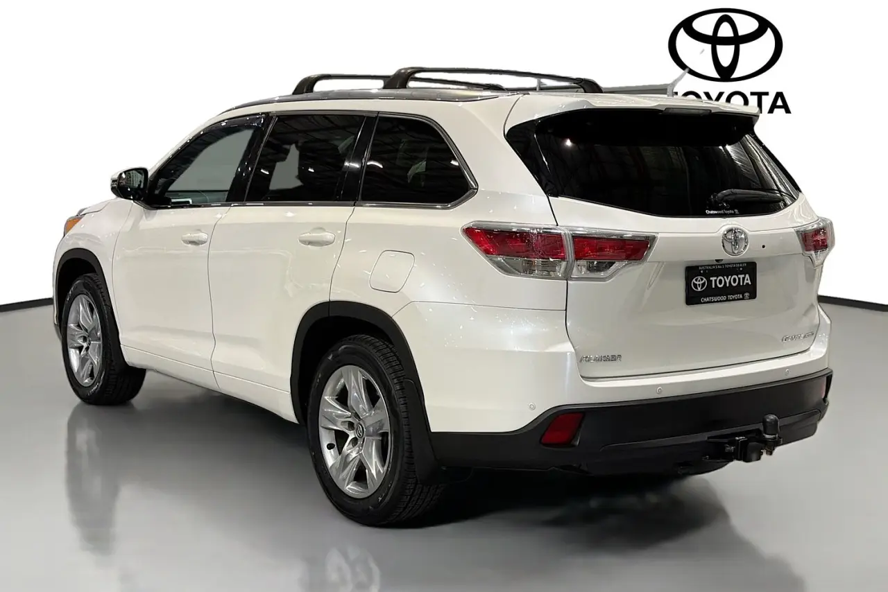2016 Toyota Kluger Gallery Image 6