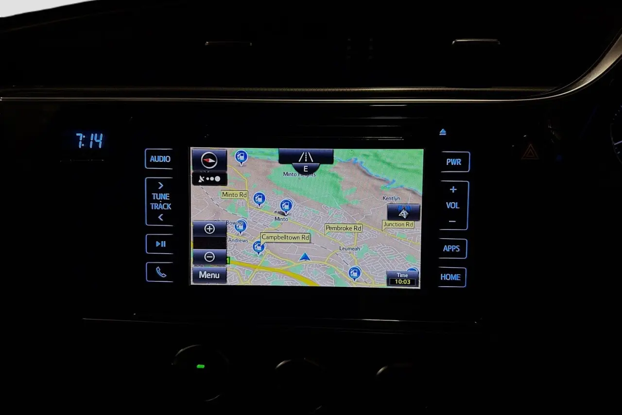 2017 Toyota Corolla Gallery Image 17