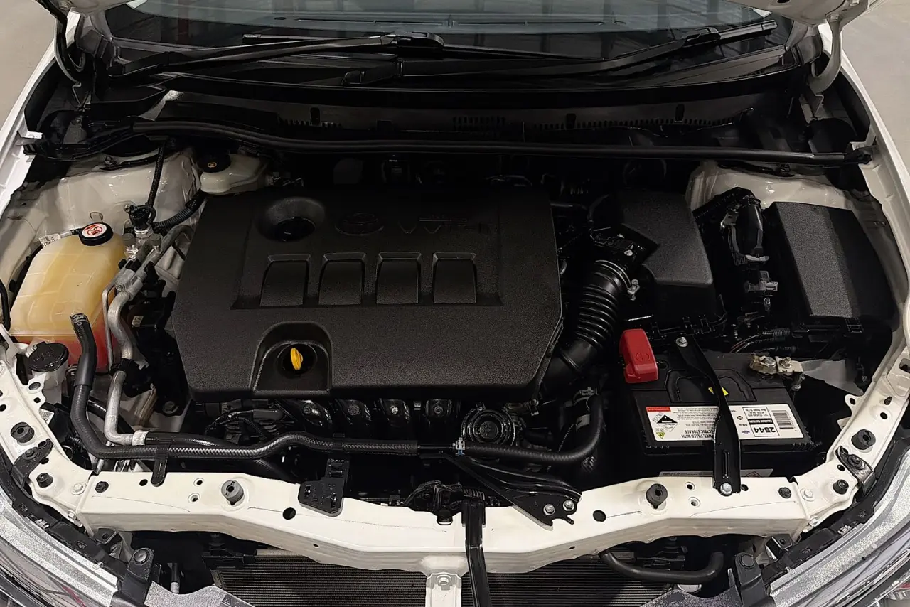 2017 Toyota Corolla Gallery Image 29