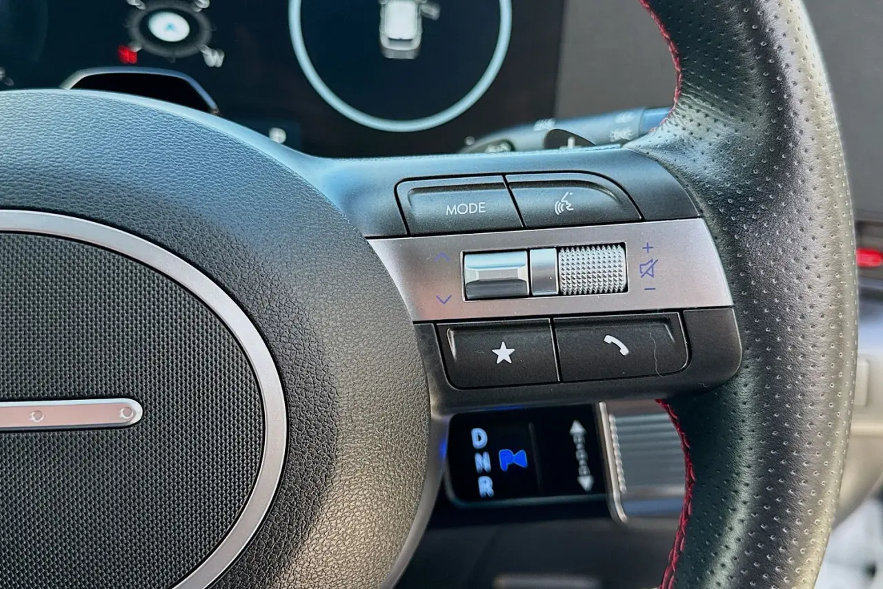 2025 Hyundai Kona Gallery Image 20
