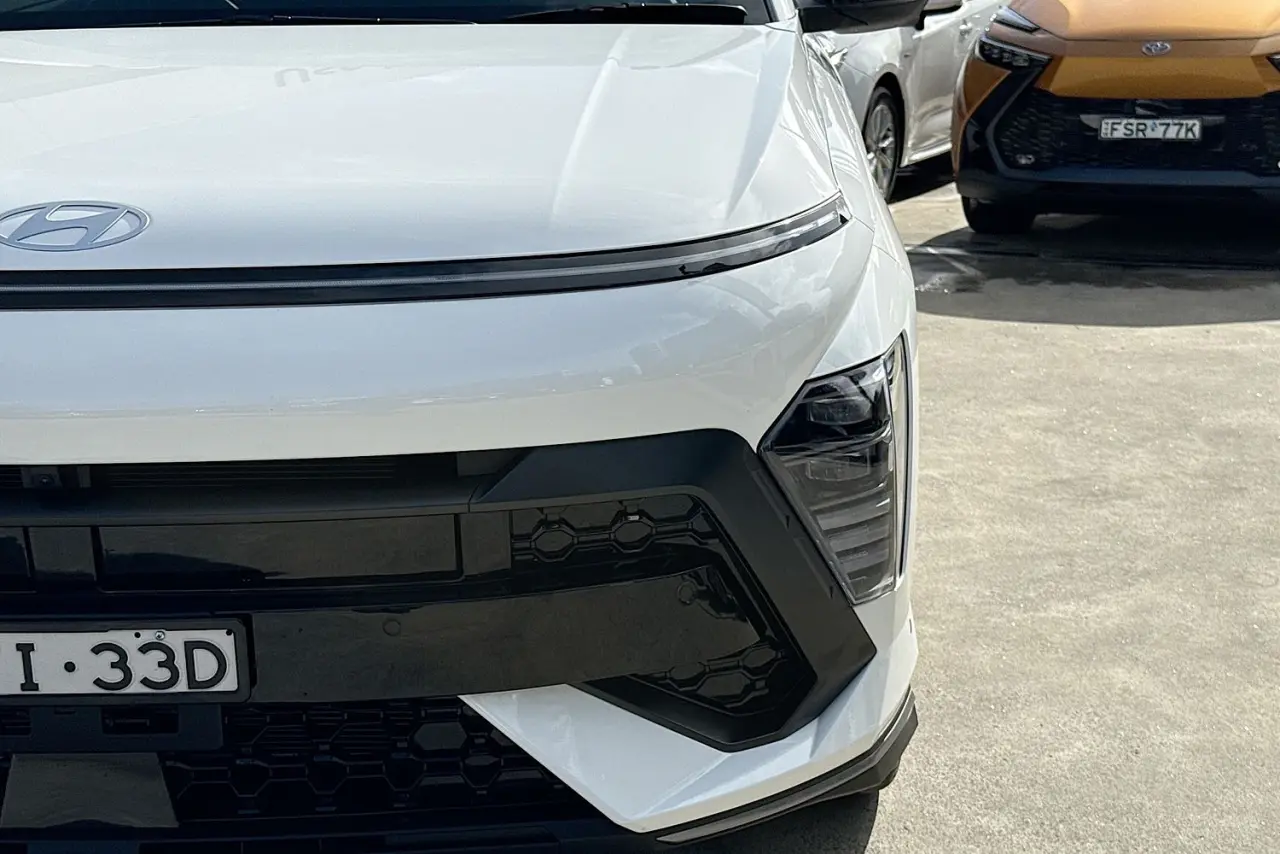 2025 Hyundai Kona Gallery Image 3