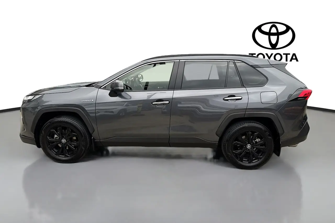 2025 Toyota RAV4 Gallery Image 10