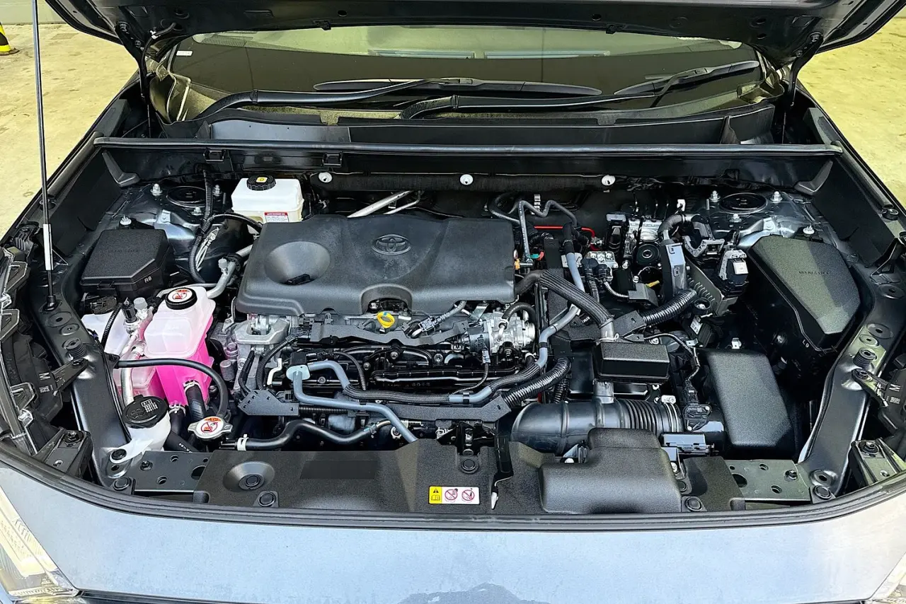 2025 Toyota RAV4 Gallery Image 57