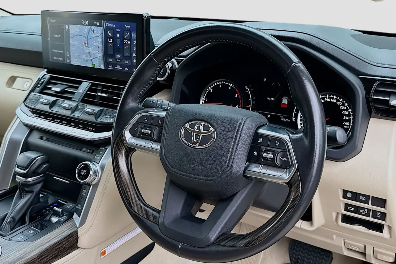2023 Toyota Landcruiser Gallery Image 14