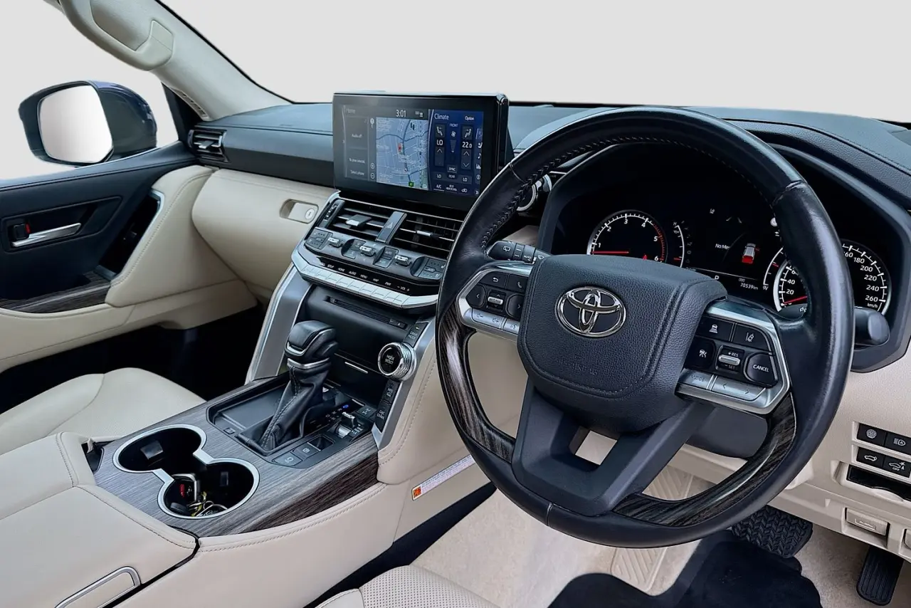 2023 Toyota Landcruiser Gallery Image 23