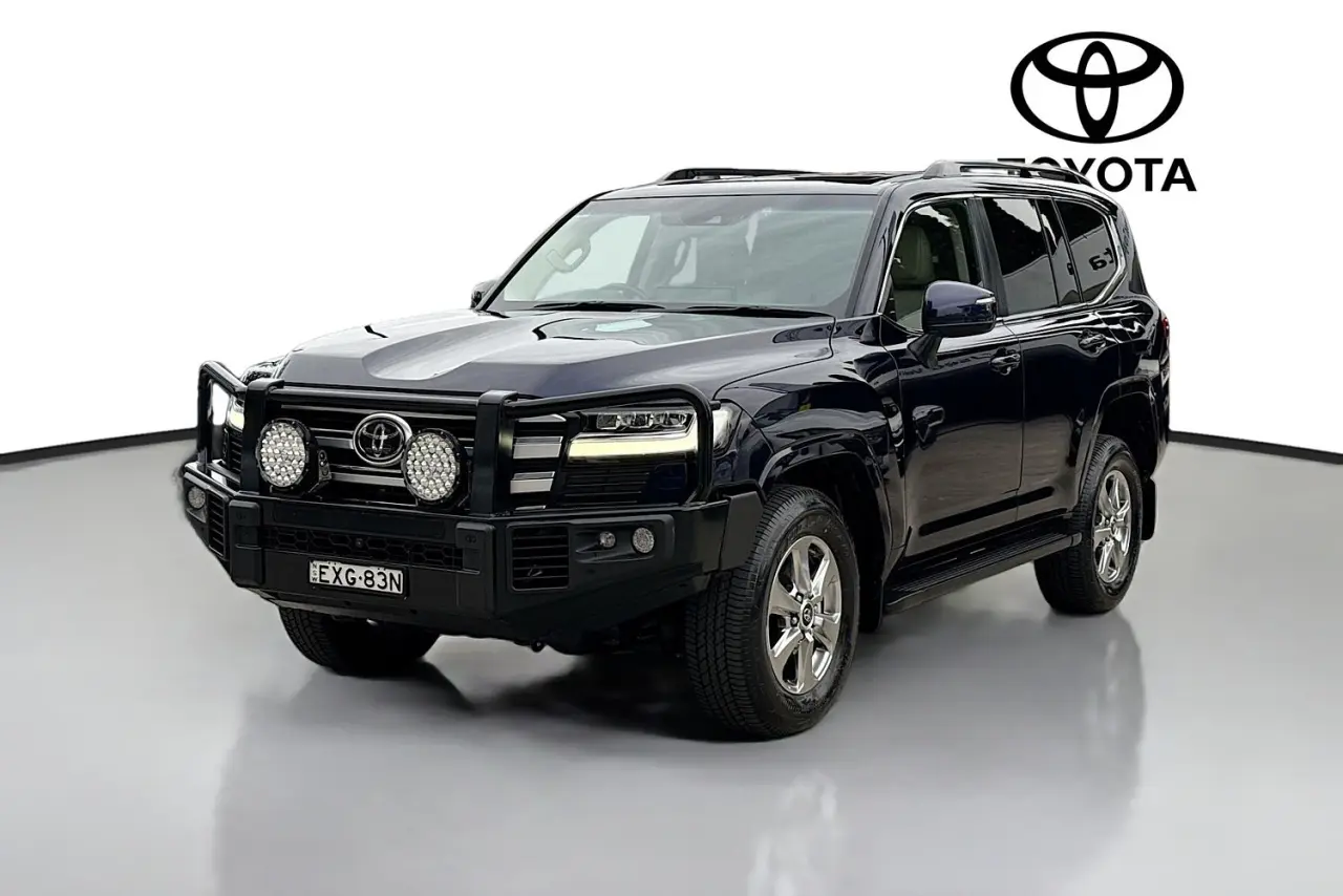 2023 Toyota Landcruiser Gallery Image 4