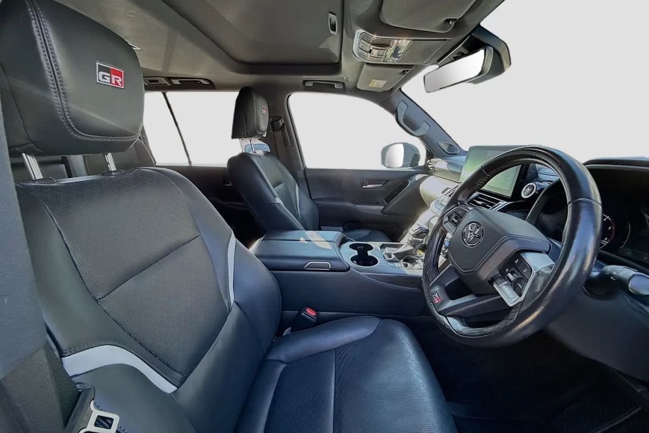 2023 Toyota Landcruiser Gallery Image 13