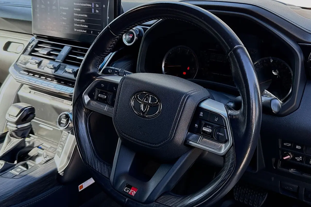 2023 Toyota Landcruiser Gallery Image 14