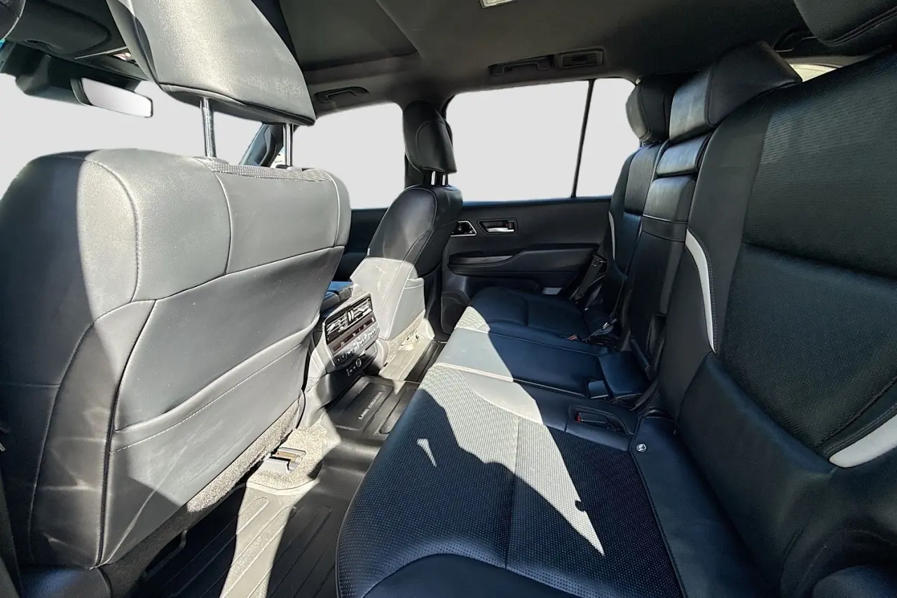 2023 Toyota Landcruiser Gallery Image 26