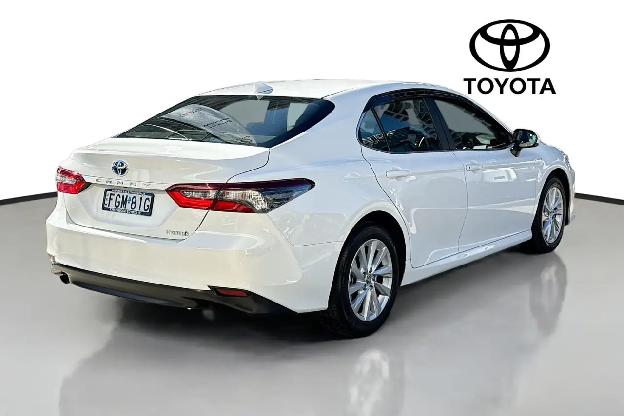 2023 Toyota Camry Gallery Image 10