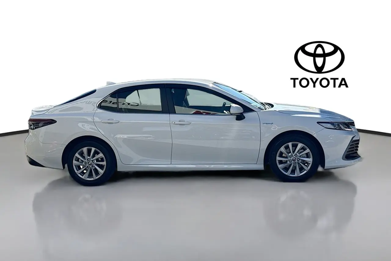 2023 Toyota Camry Gallery Image 11