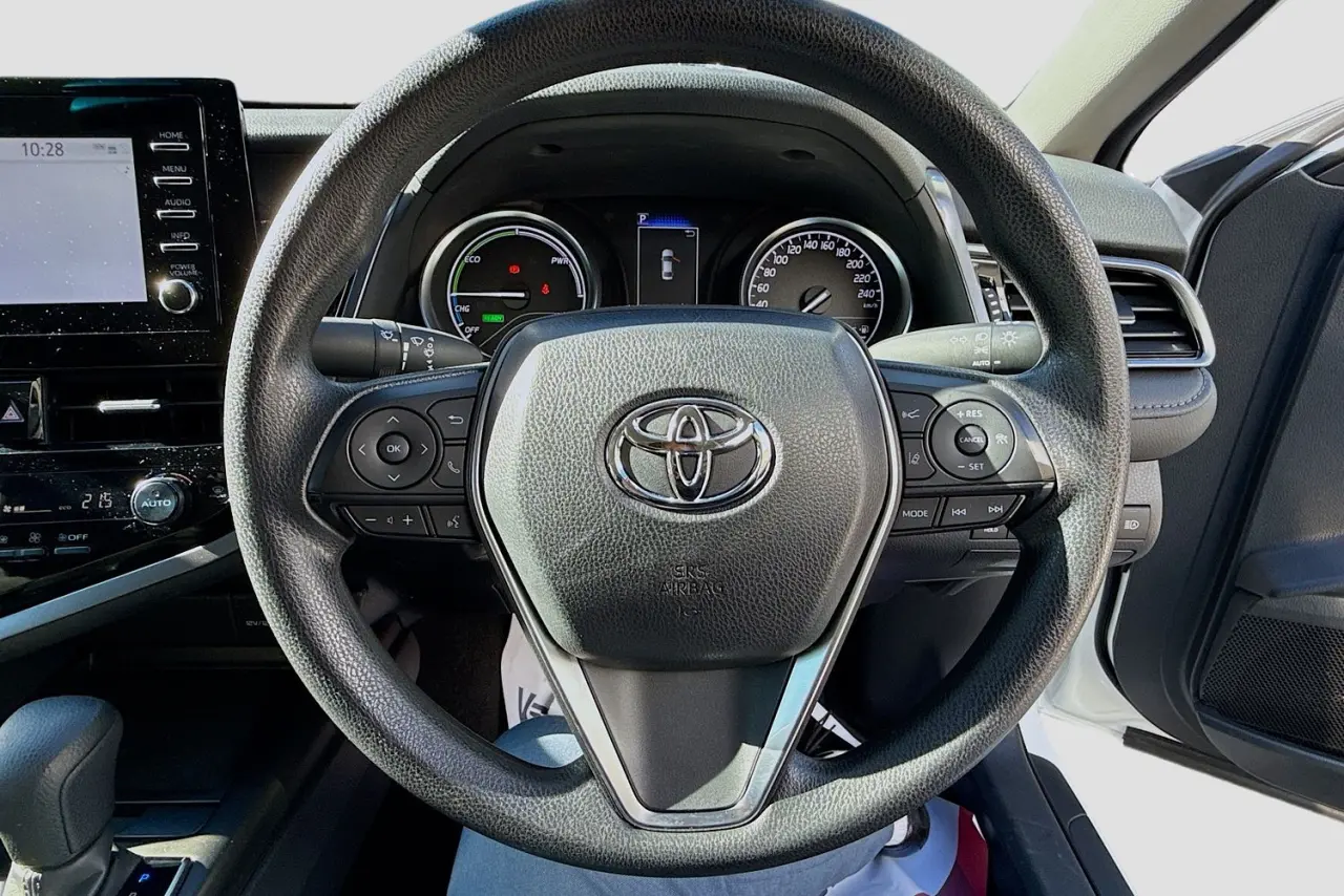 2023 Toyota Camry Gallery Image 19