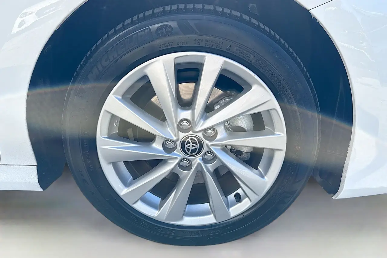 2023 Toyota Camry Gallery Image 26