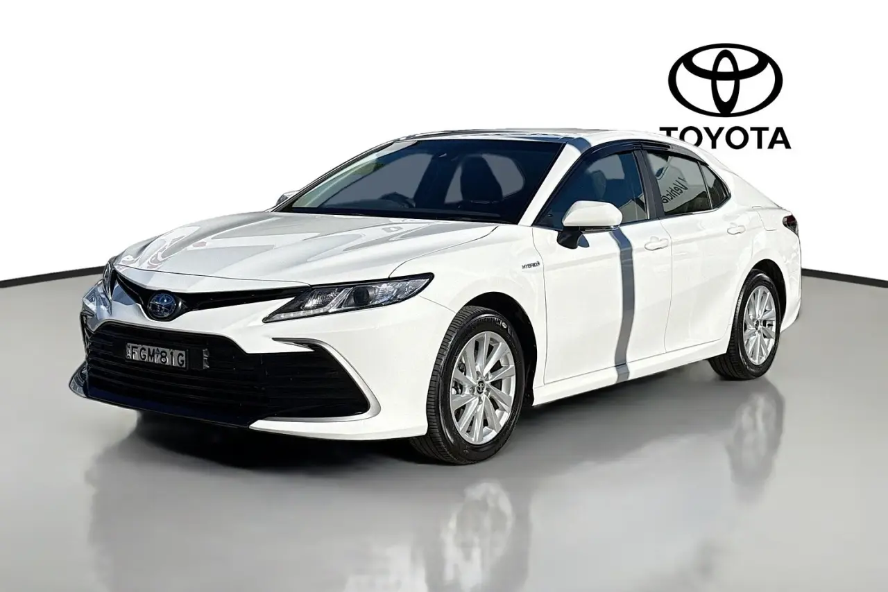 2023 Toyota Camry Gallery Image 4