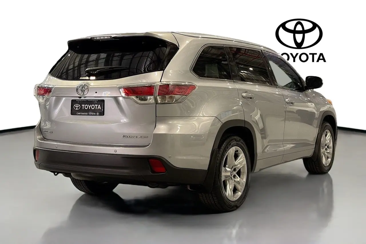 2016 Toyota Kluger Gallery Image 10