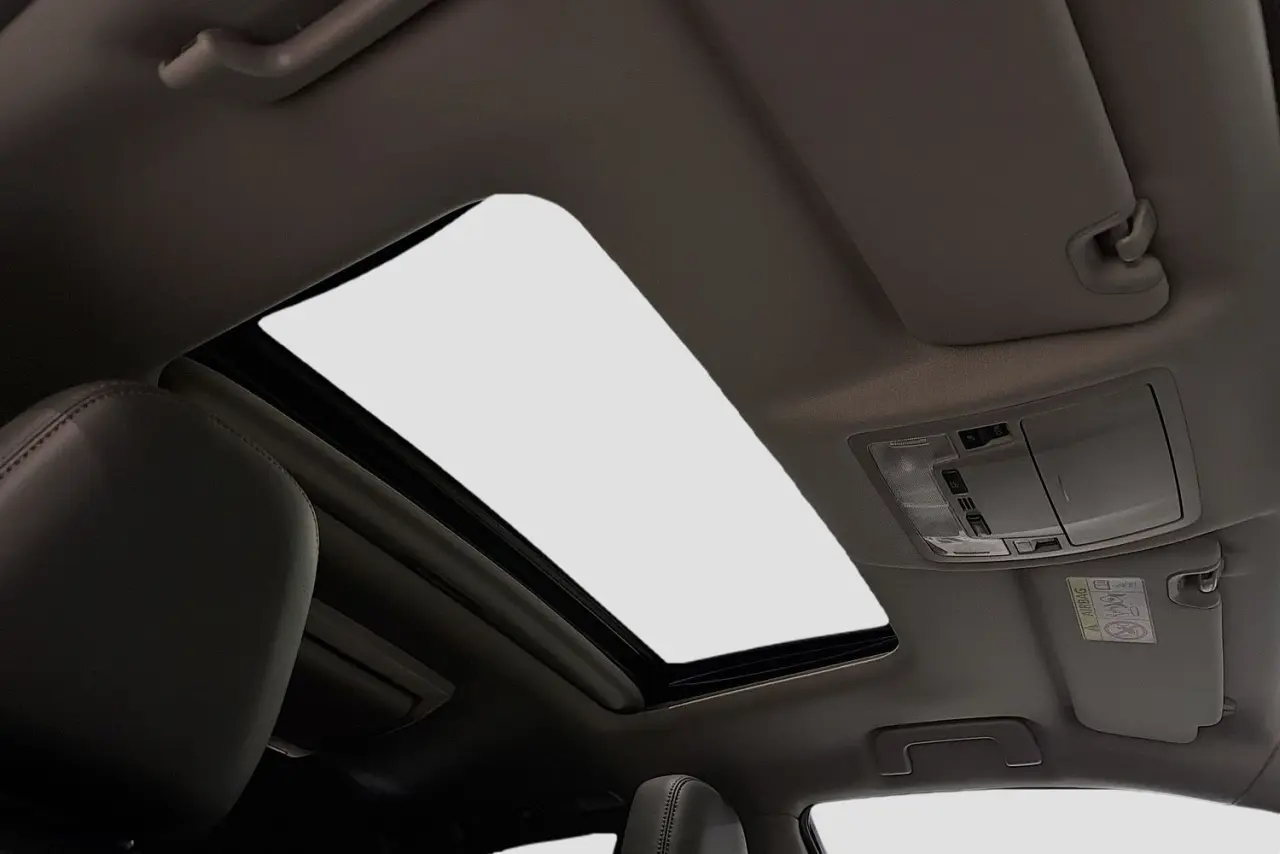 2016 Toyota Kluger Gallery Image 12