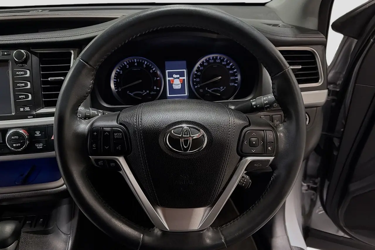 2016 Toyota Kluger Gallery Image 21