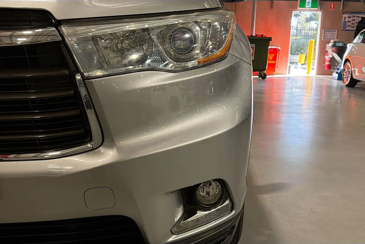 2016 Toyota Kluger Gallery Image 3