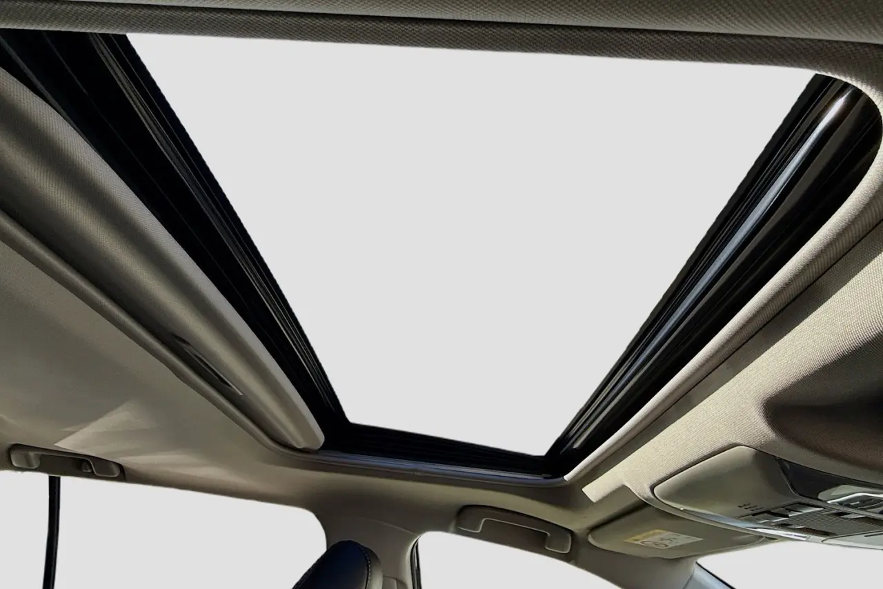 2021 Toyota RAV4 Gallery Image 12
