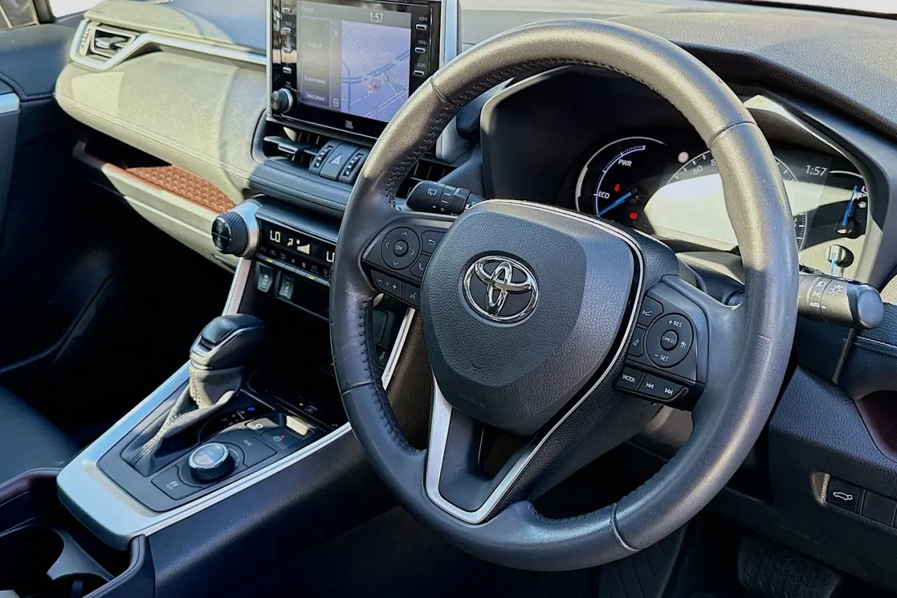 2021 Toyota RAV4 Gallery Image 14