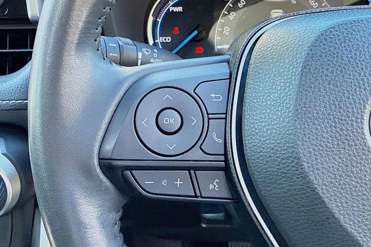 2021 Toyota RAV4 Gallery Image 19