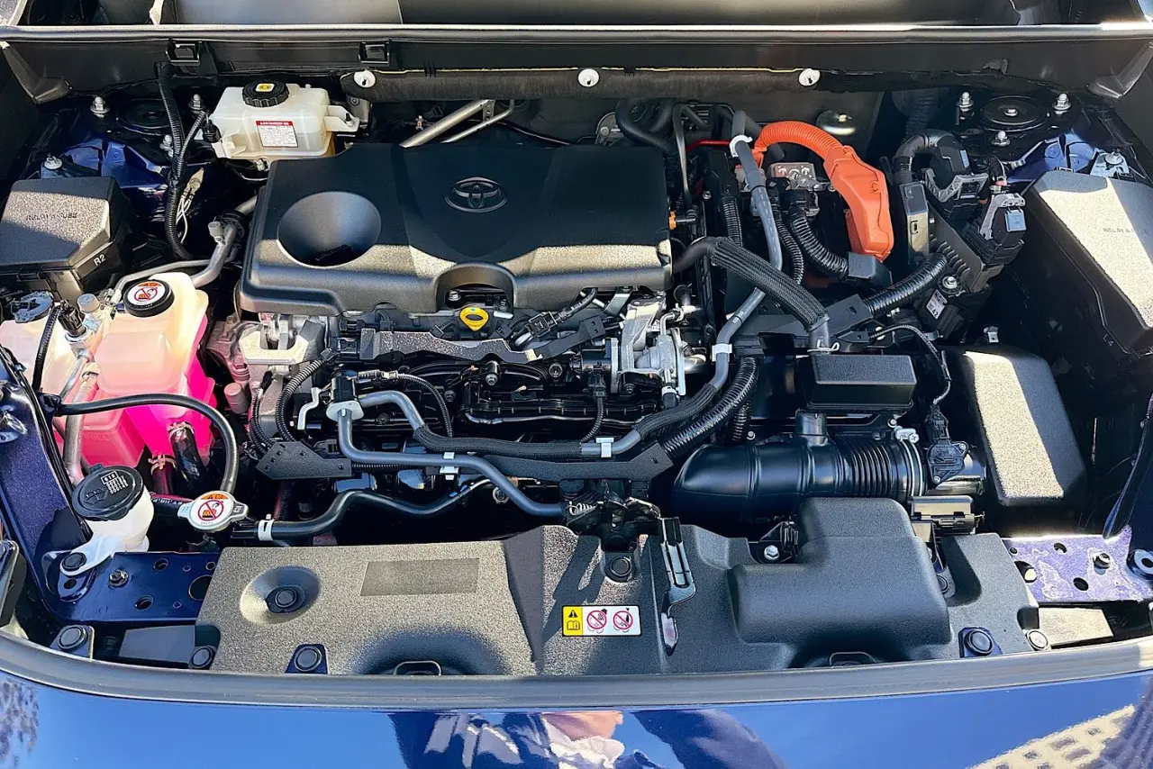 2021 Toyota RAV4 Gallery Image 29