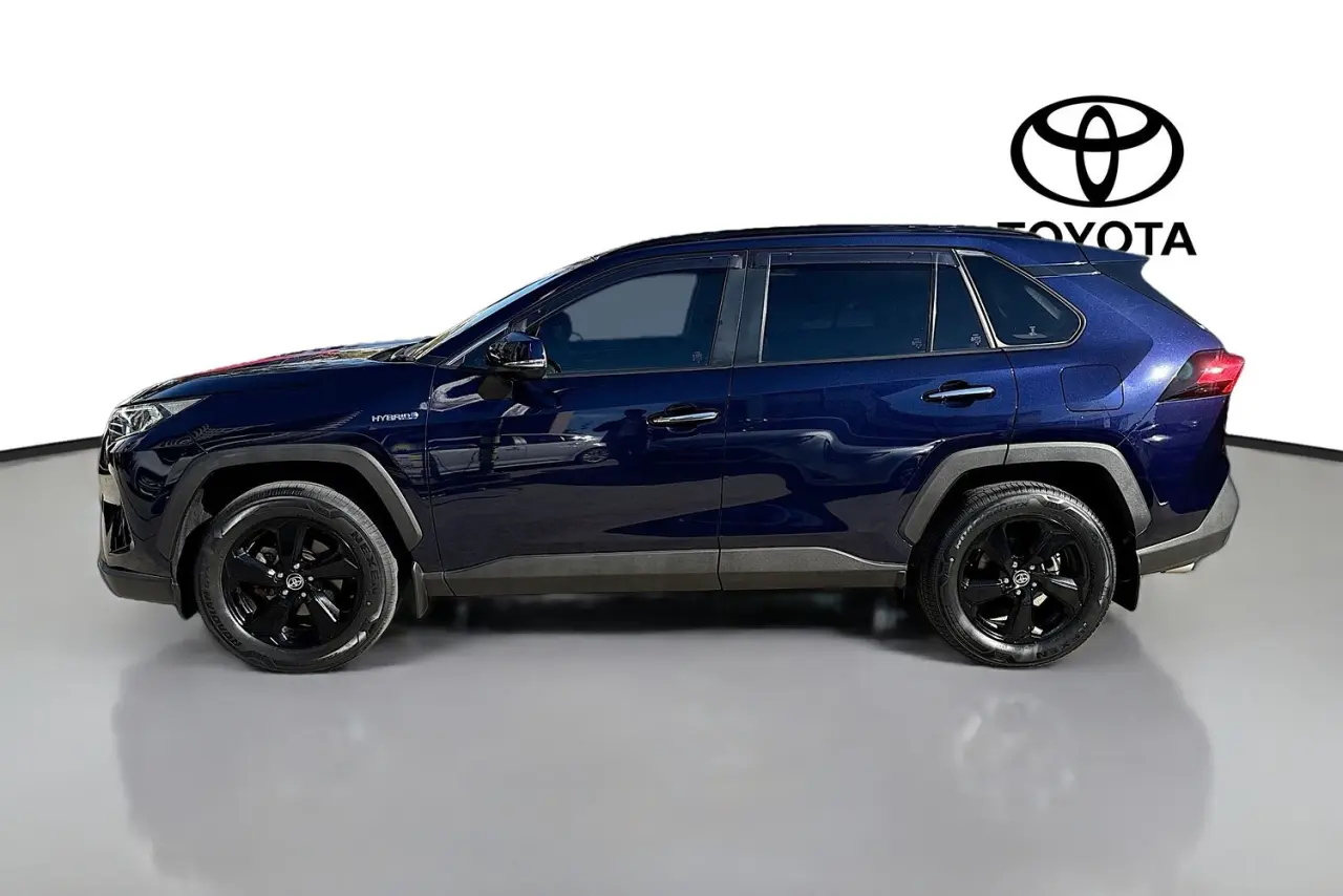 2021 Toyota RAV4 Gallery Image 5