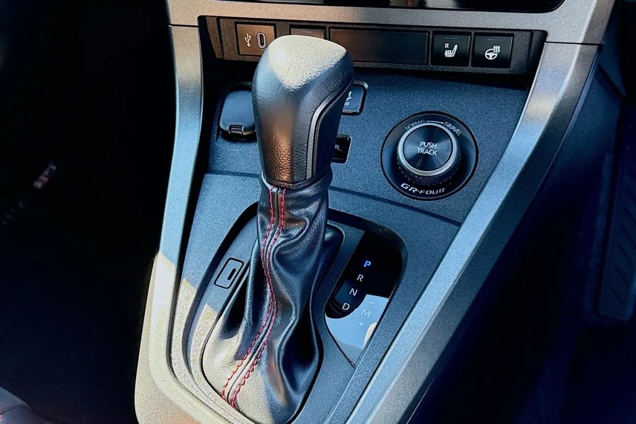 2025 Toyota Yaris Gallery Image 17