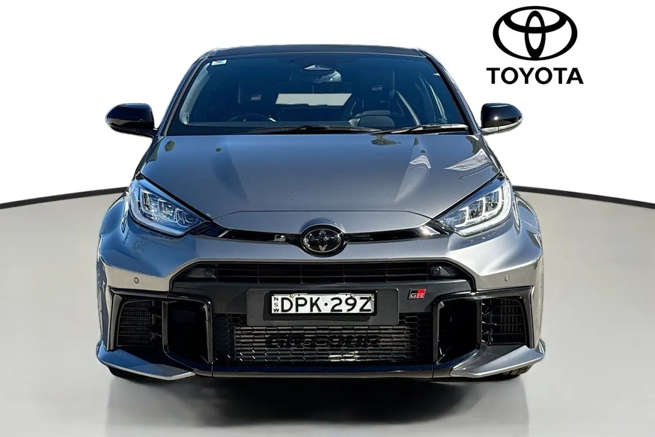 2025 Toyota Yaris Gallery Image 2