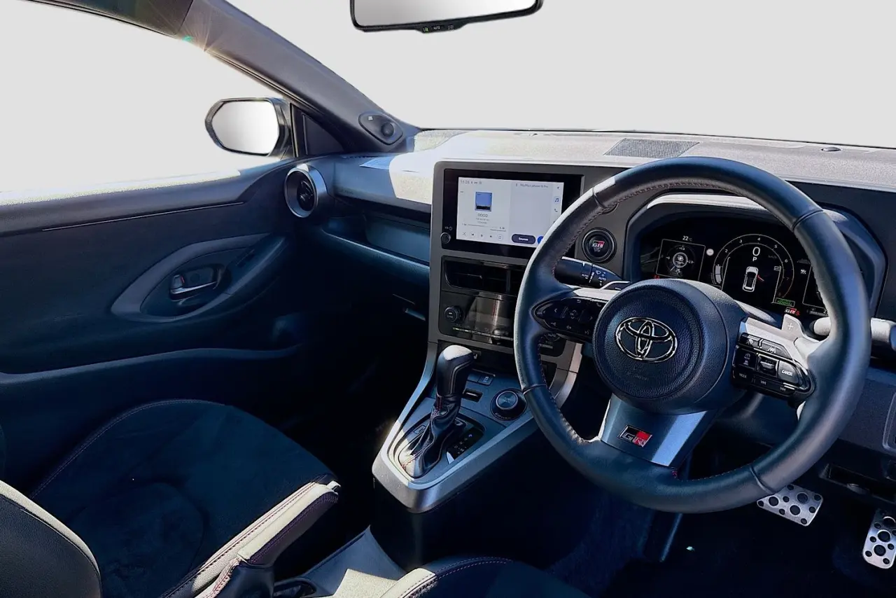 2025 Toyota Yaris Gallery Image 22