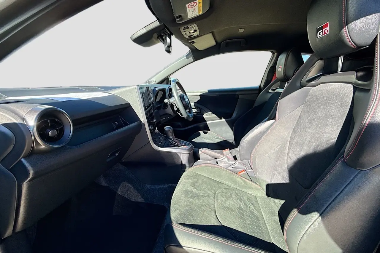2025 Toyota Yaris Gallery Image 24