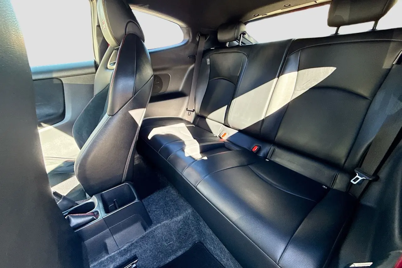 2025 Toyota Yaris Gallery Image 25