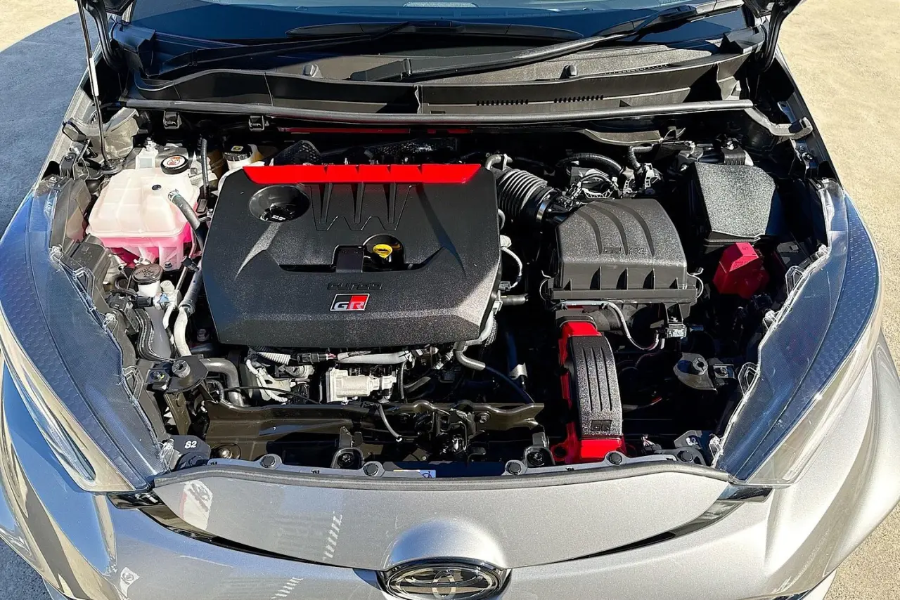 2025 Toyota Yaris Gallery Image 28