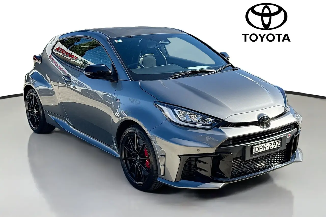2025 Toyota Yaris Gallery Image 30