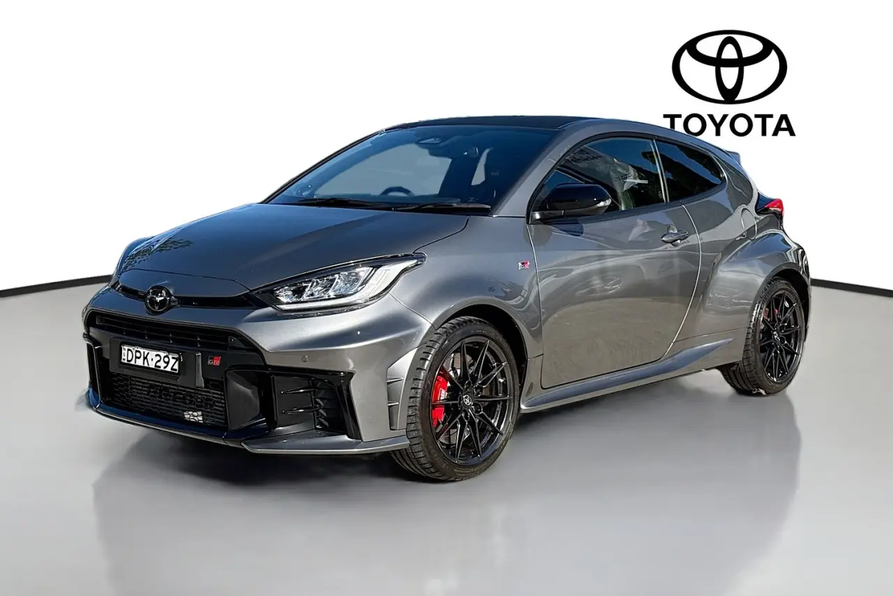 2025 Toyota Yaris Gallery Image 4