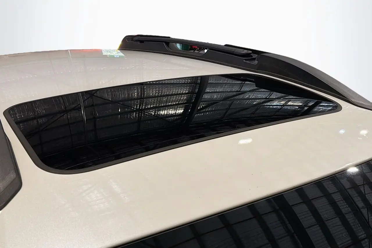 2019 Subaru Outback Gallery Image 12