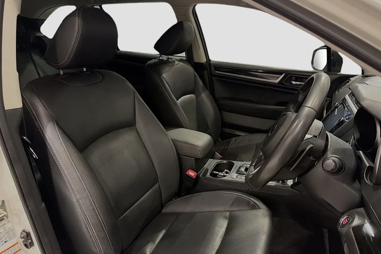 2019 Subaru Outback Gallery Image 13