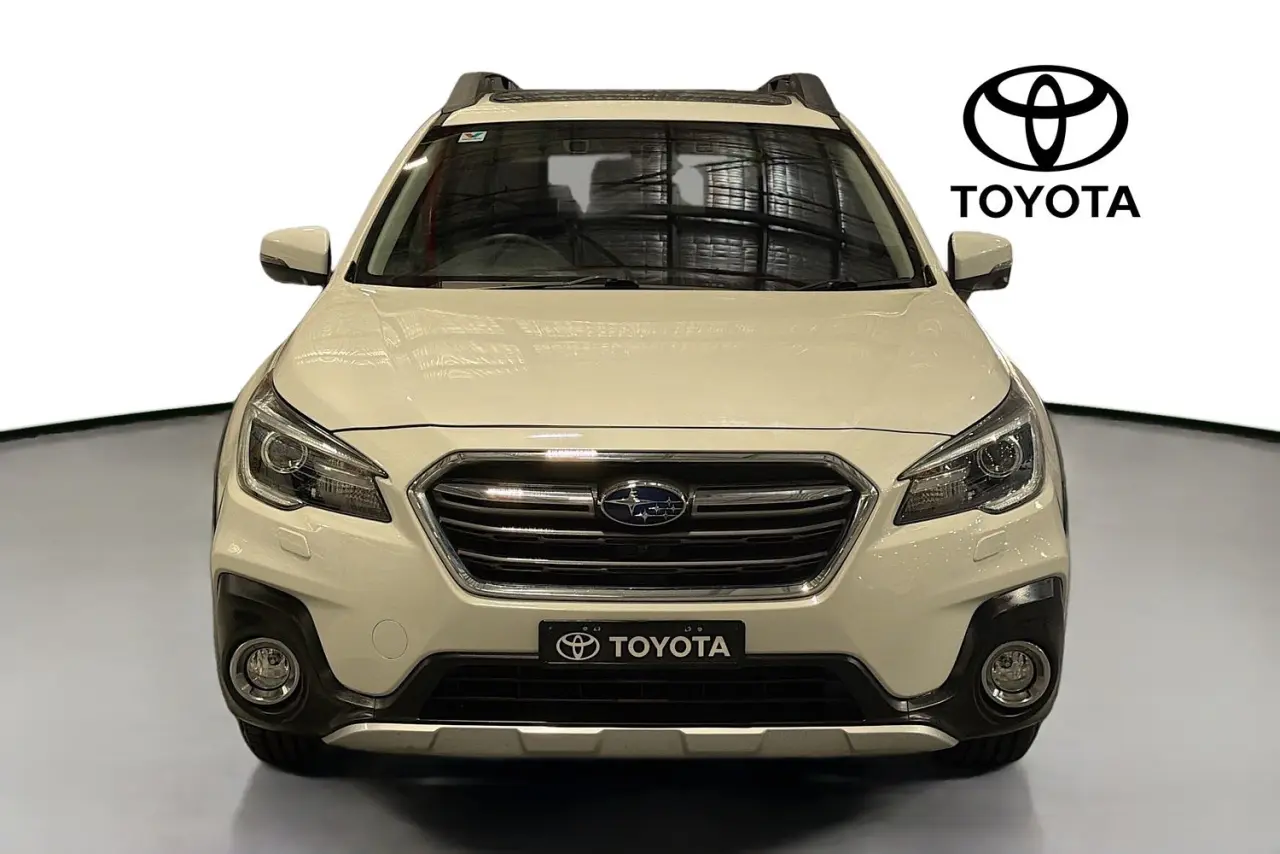 2019 Subaru Outback Gallery Image 2