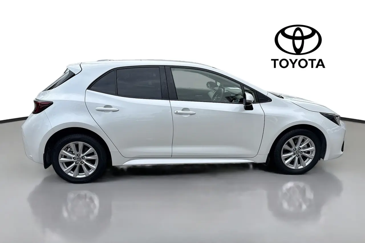 2024 Toyota Corolla Gallery Image 11