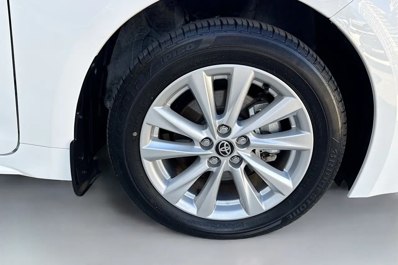 2024 Toyota Corolla Gallery Image 26