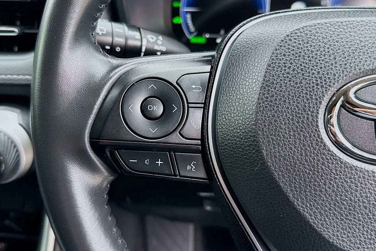 2023 Toyota RAV4 Gallery Image 19