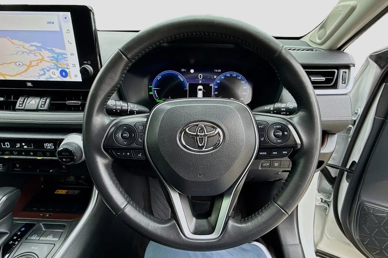 2023 Toyota RAV4 Gallery Image 21