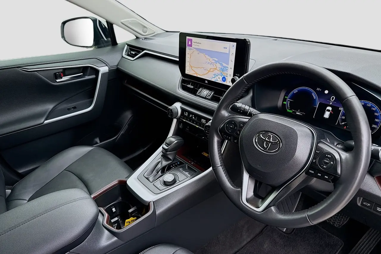 2023 Toyota RAV4 Gallery Image 23