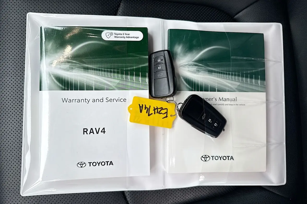 2023 Toyota RAV4 Gallery Image 30