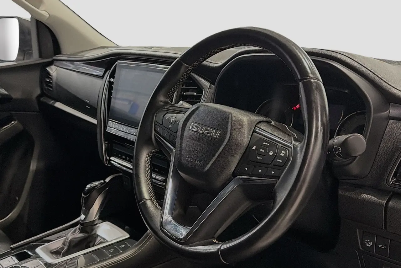 2024 Isuzu MU-X Gallery Image 14