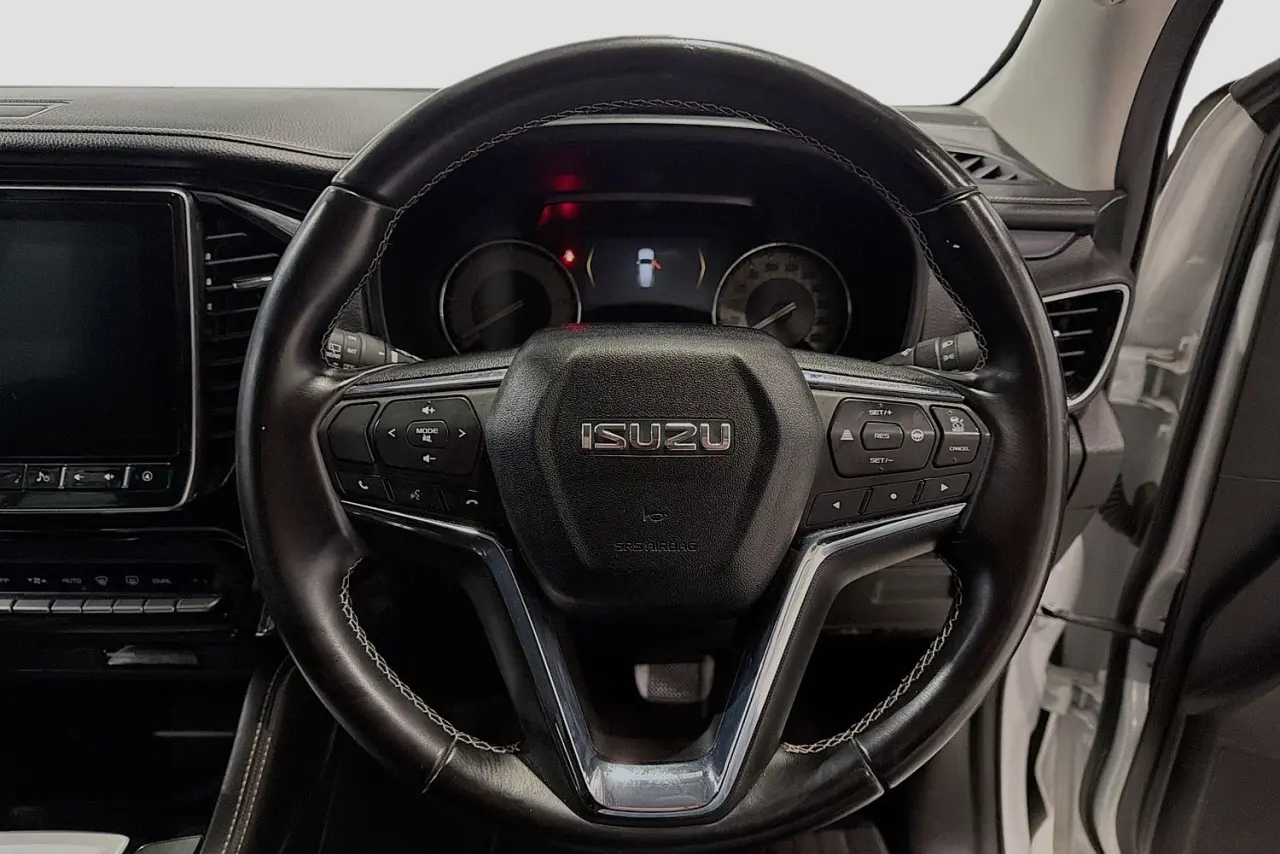 2024 Isuzu MU-X Gallery Image 21