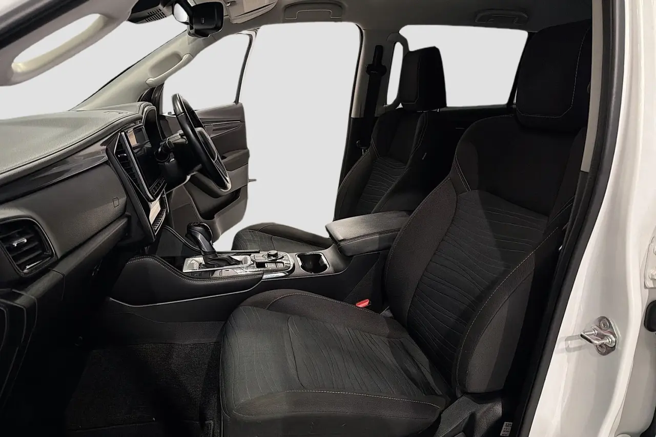 2024 Isuzu MU-X Gallery Image 25