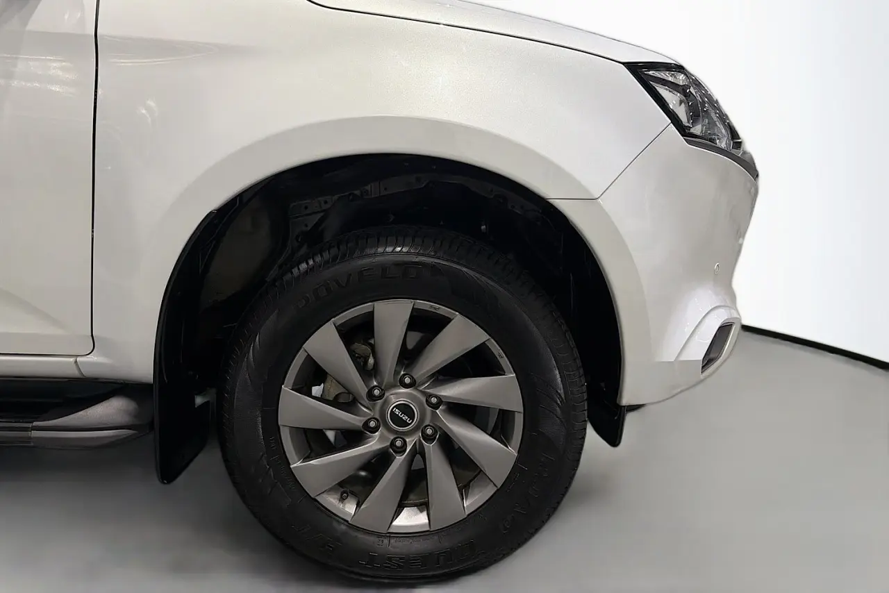 2024 Isuzu MU-X Gallery Image 28