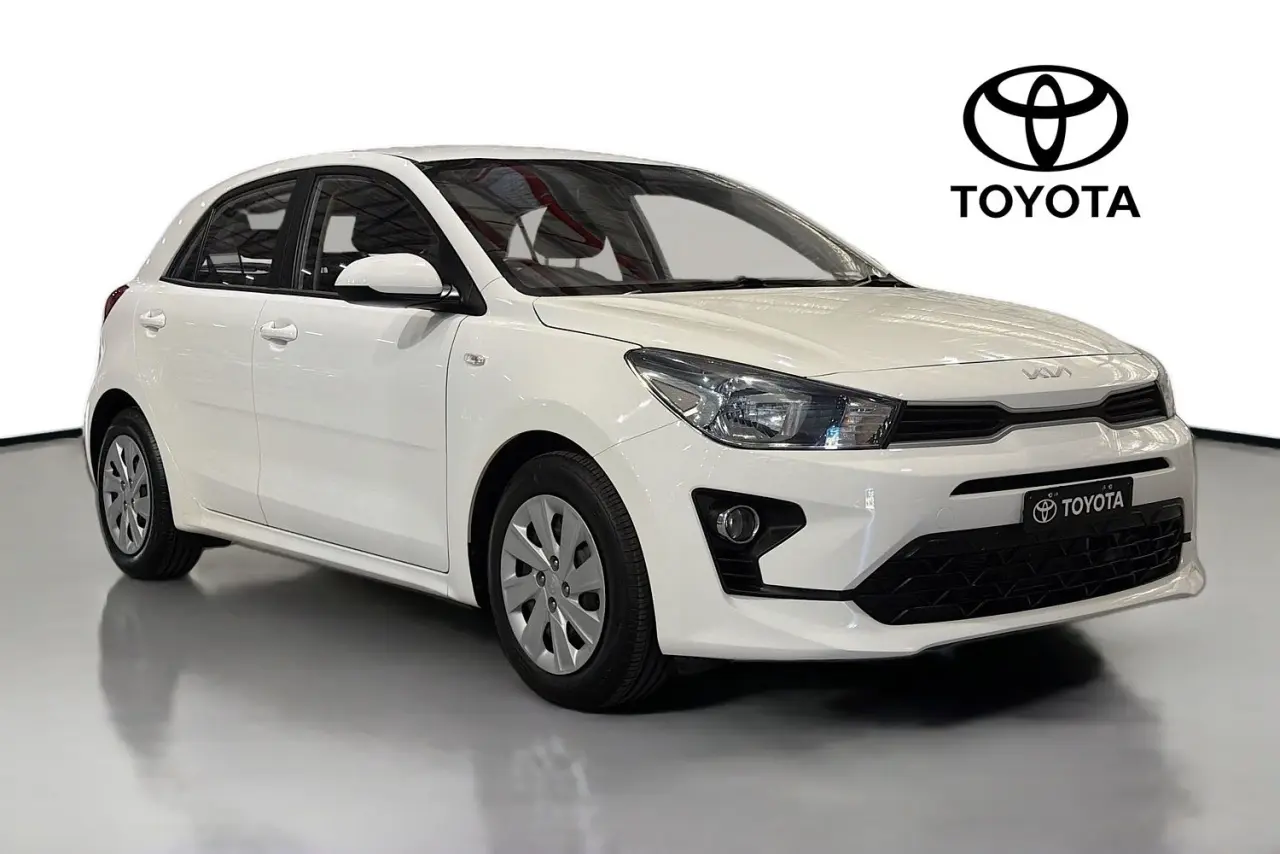 2022 Kia Rio Gallery Image 1