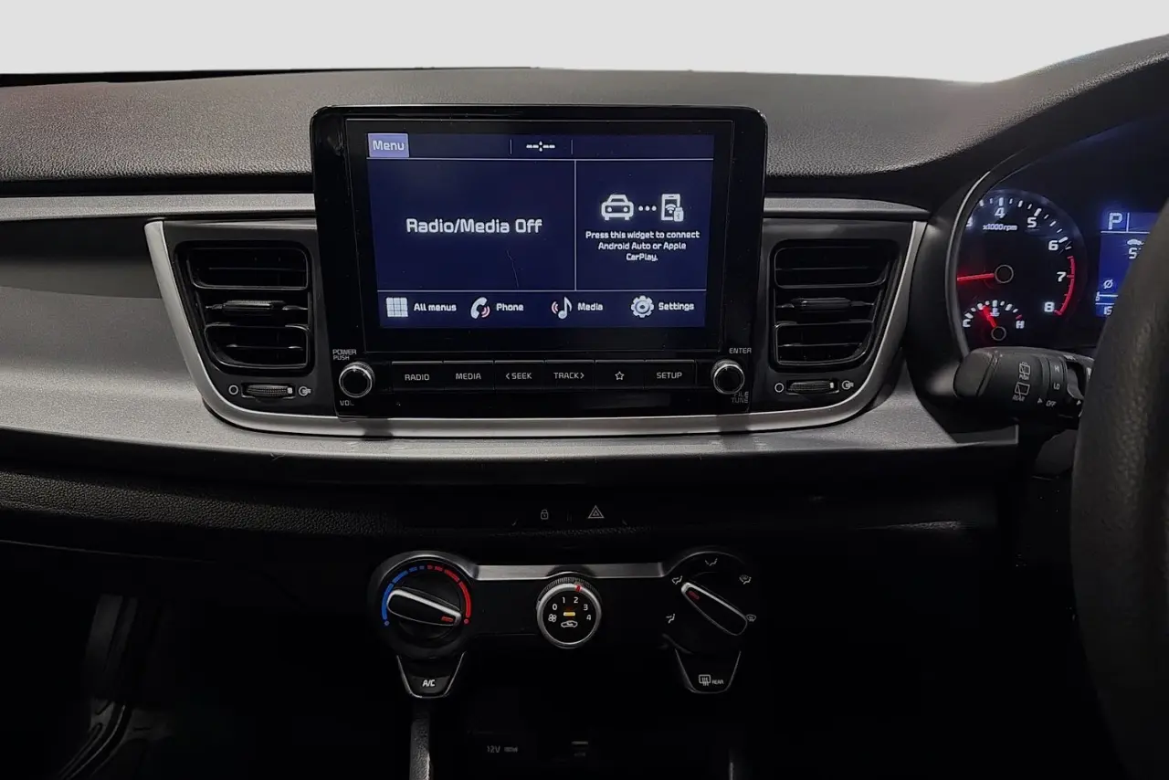 2022 Kia Rio Gallery Image 15
